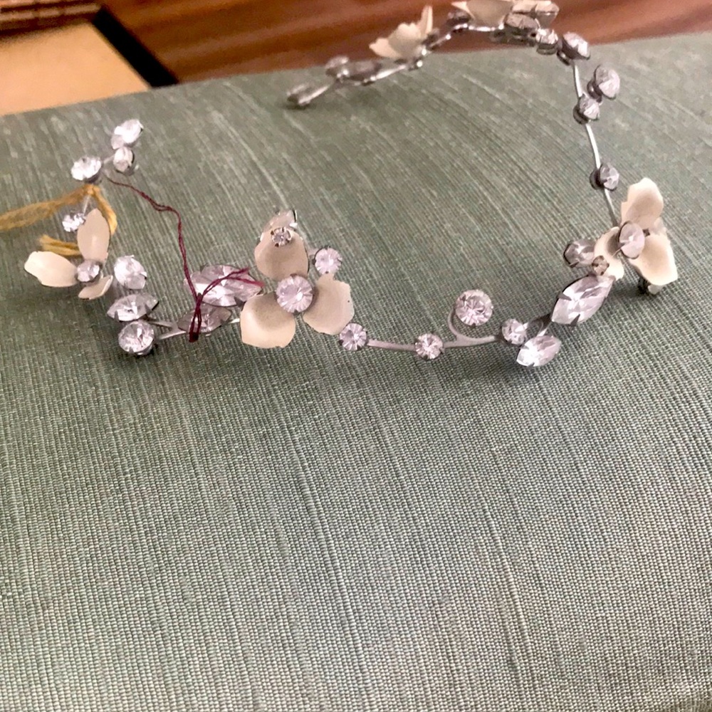 Tiara paris